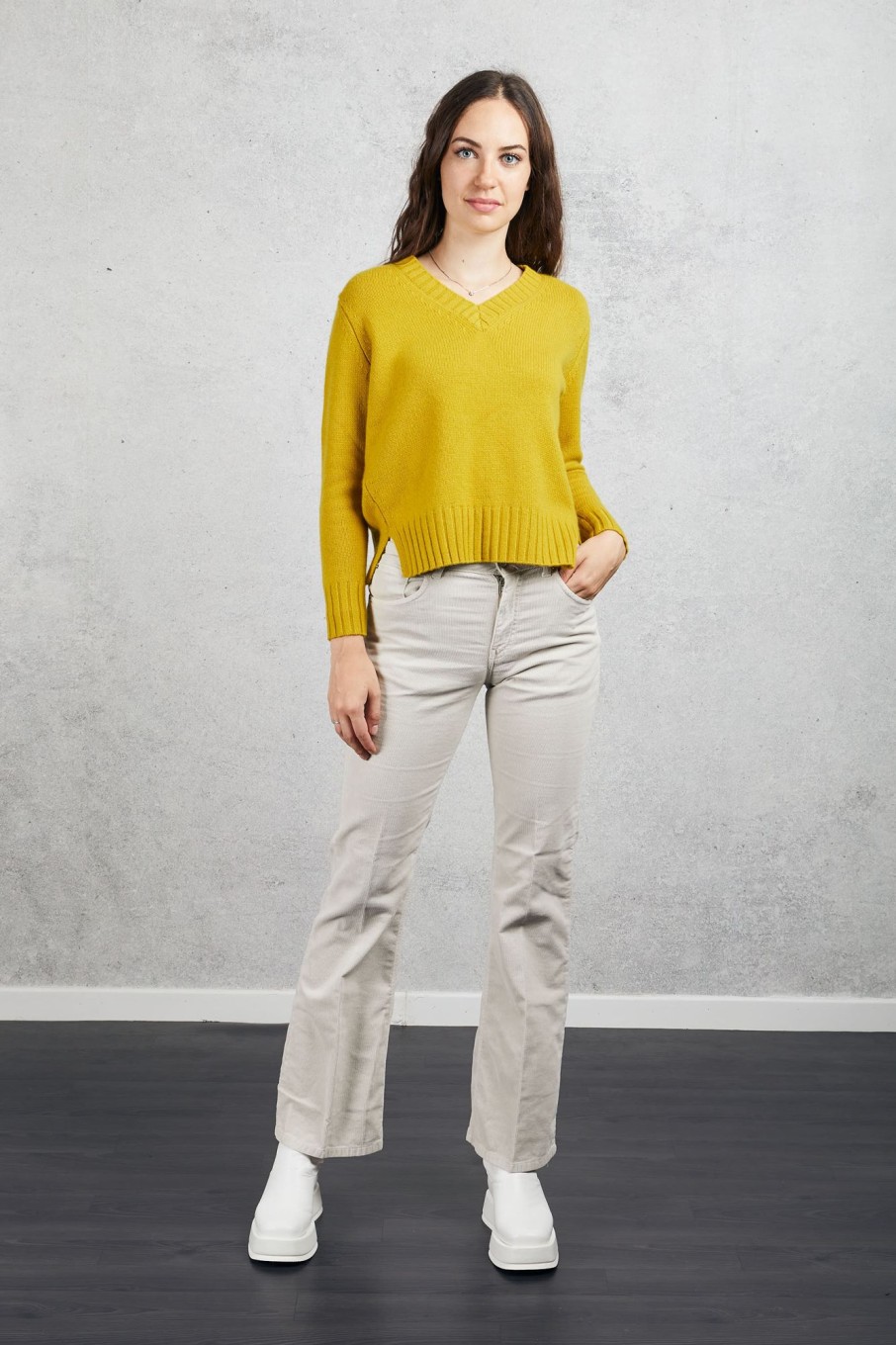 Donna purotatto Maglie | V Neck Sweater Giallo Donna